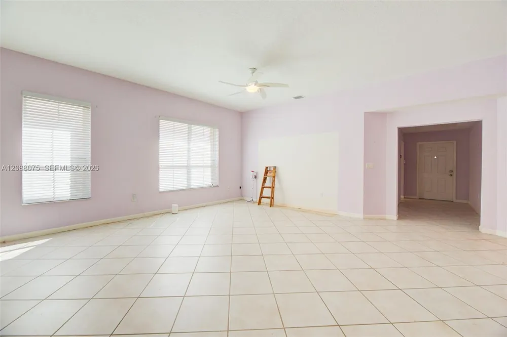 13945 S Cypress Cove Cir Davie, FL 33325