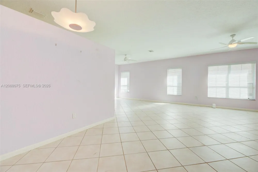 13945 S Cypress Cove Cir Davie, FL 33325