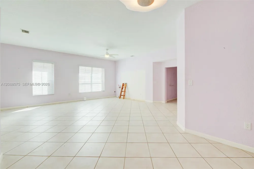 13945 S Cypress Cove Cir Davie, FL 33325