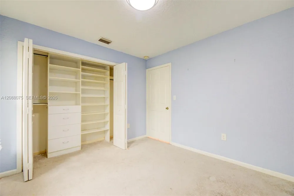 13945 S Cypress Cove Cir Davie, FL 33325
