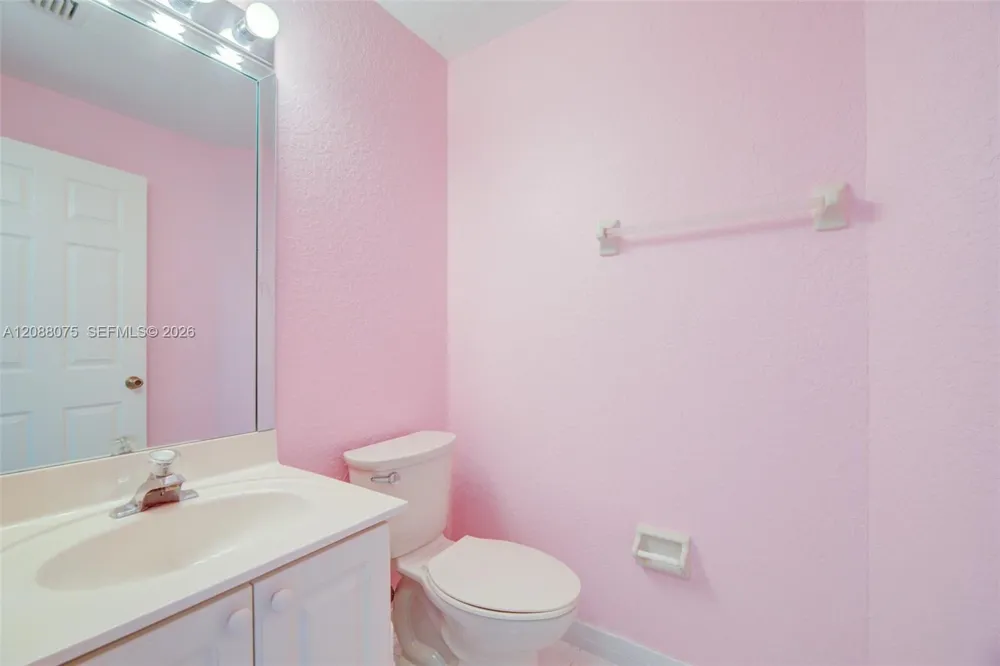 13945 S Cypress Cove Cir Davie, FL 33325