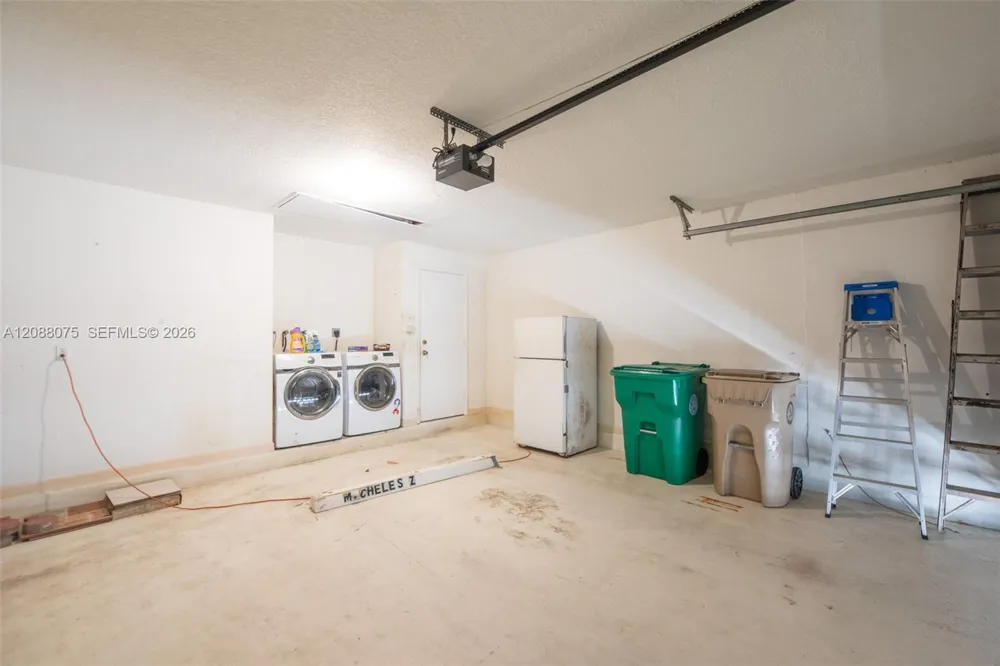 13945 S Cypress Cove Cir Davie, FL 33325
