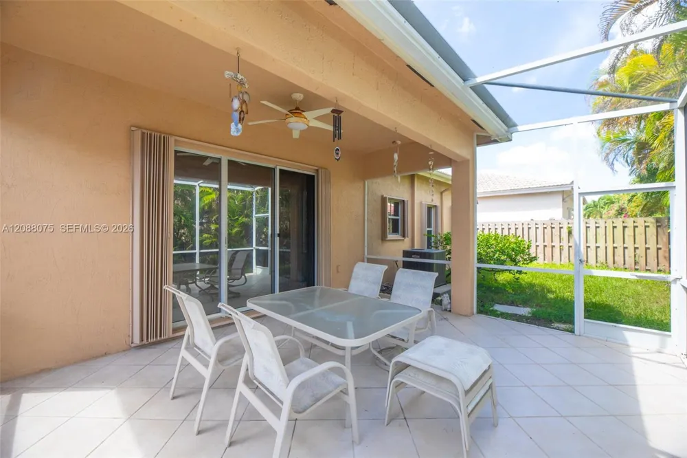 13945 S Cypress Cove Cir Davie, FL 33325