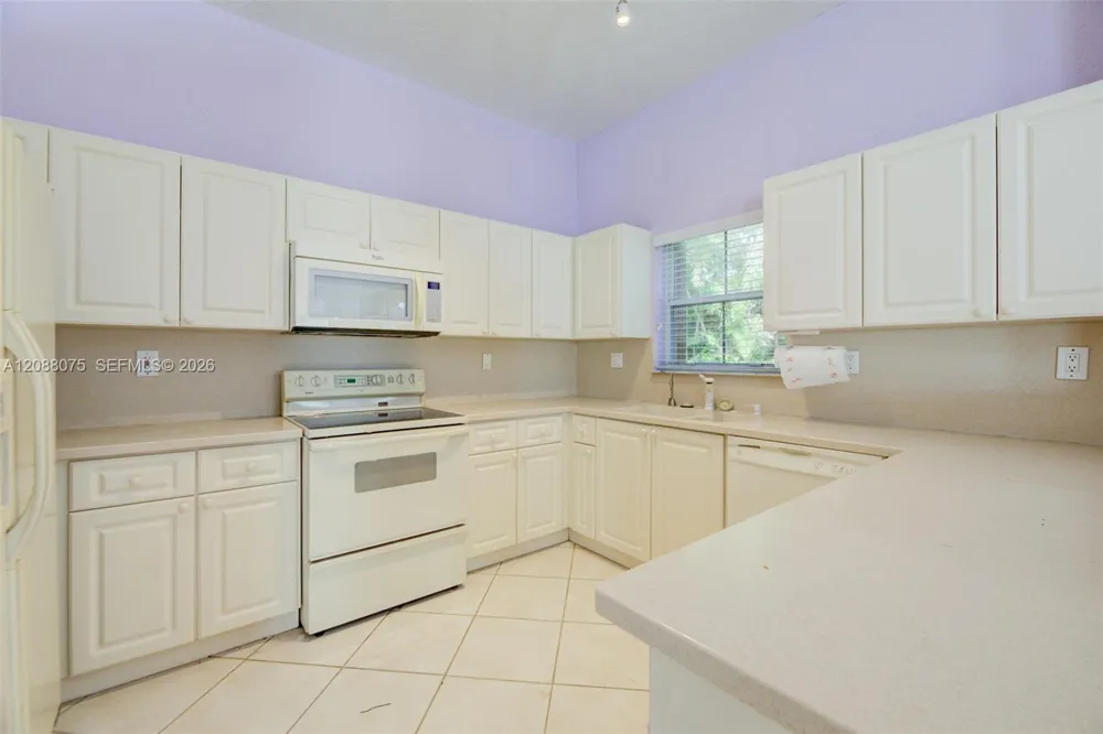 13945 S Cypress Cove Cir Davie, FL 33325