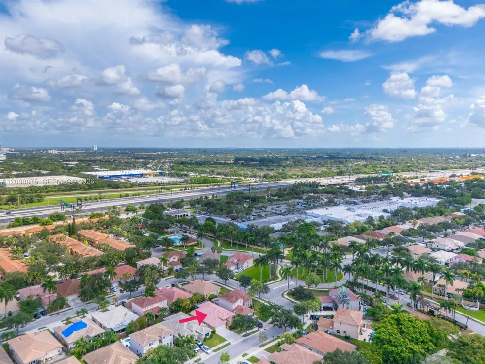 13945 S Cypress Cove Cir Davie, FL 33325