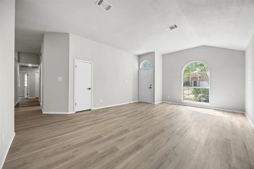 1709 Southeastern Trail Round Rock, TX 78664