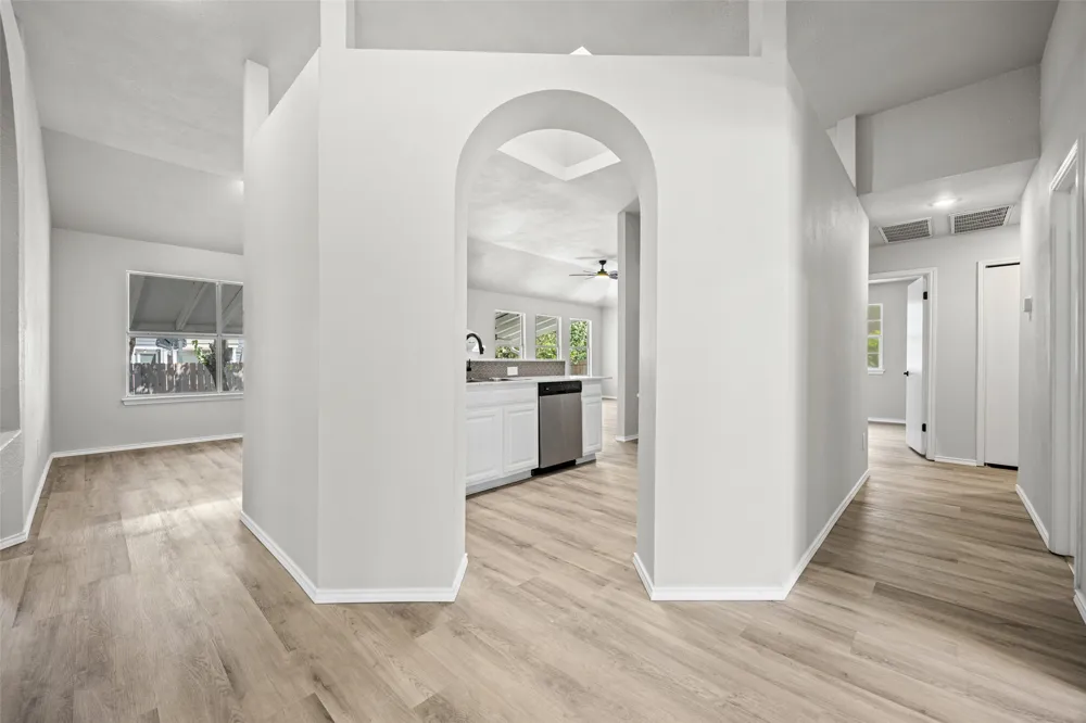 1709 Southeastern Trail Round Rock, TX 78664