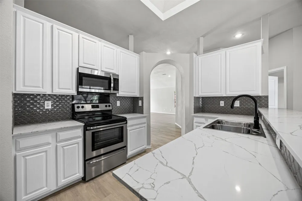 1709 Southeastern Trail Round Rock, TX 78664