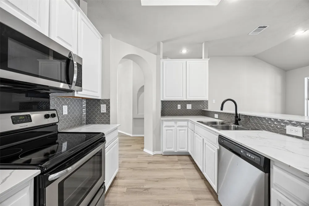 1709 Southeastern Trail Round Rock, TX 78664