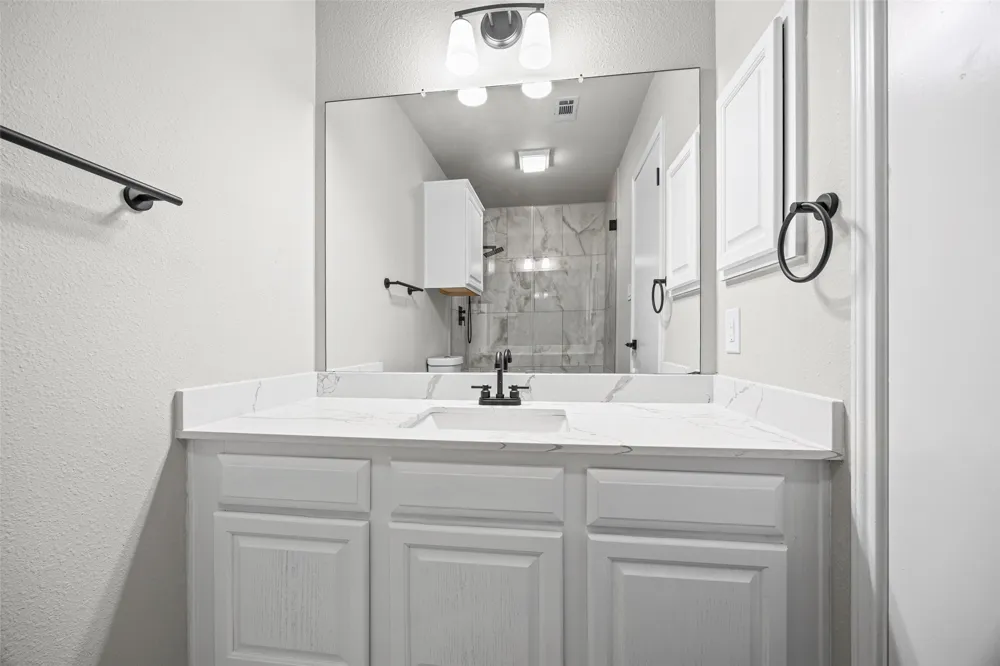 1709 Southeastern Trail Round Rock, TX 78664