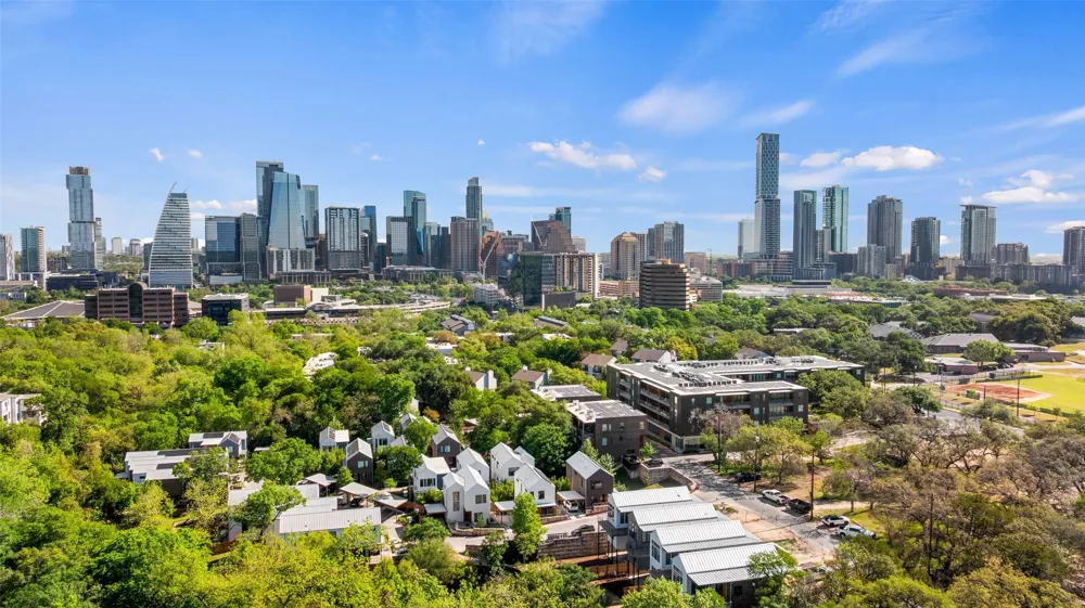 900 S 2nd Street #22 Austin, TX 78704