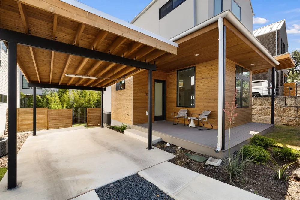 900 S 2nd Street #22 Austin, TX 78704