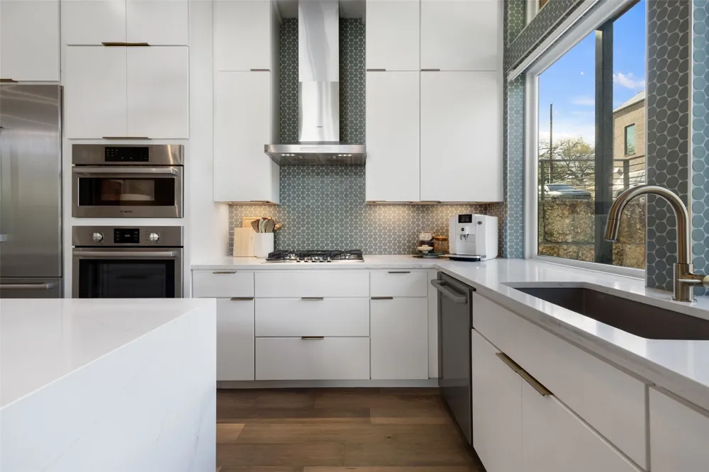 900 S 2nd Street #22 Austin, TX 78704