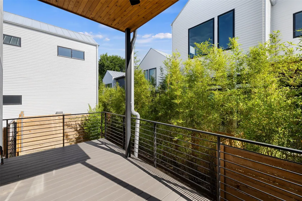 900 S 2nd Street #22 Austin, TX 78704