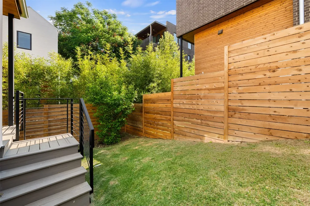 900 S 2nd Street #22 Austin, TX 78704