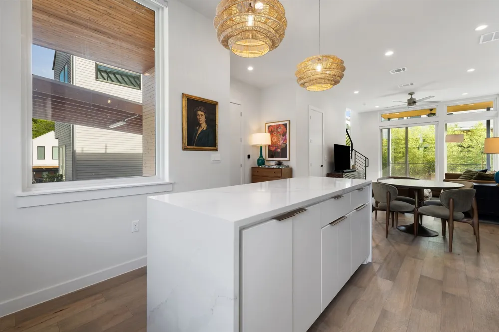 900 S 2nd Street #22 Austin, TX 78704