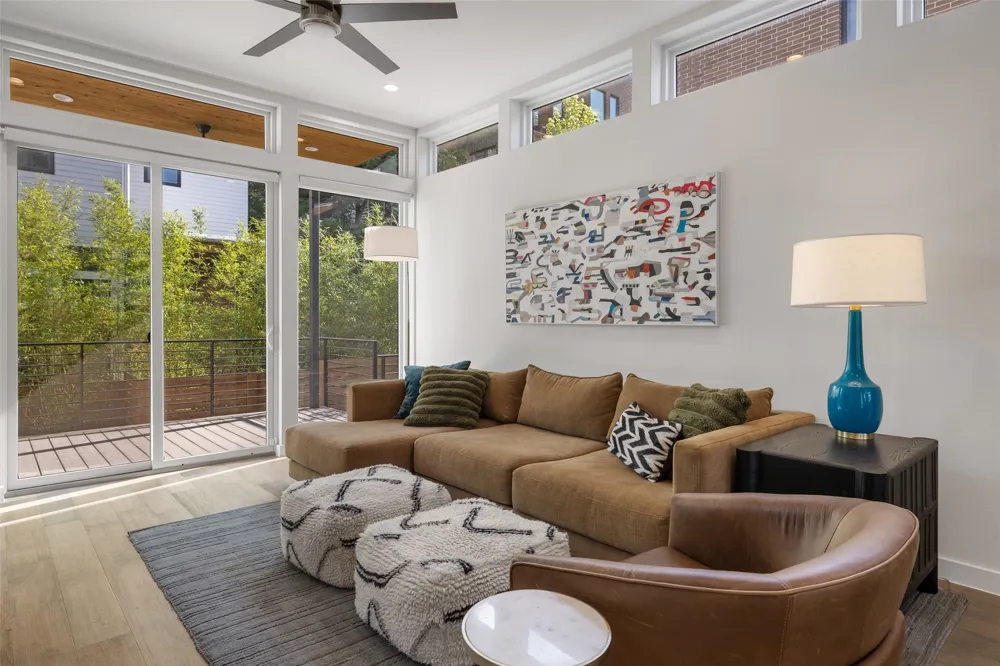 900 S 2nd Street #22 Austin, TX 78704