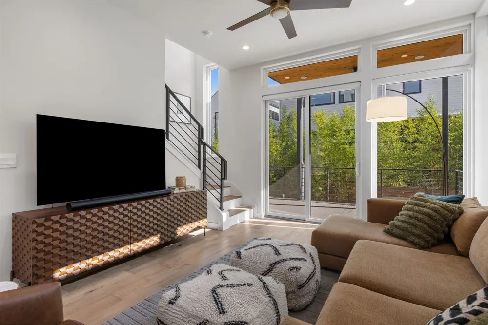 900 S 2nd Street #22 Austin, TX 78704