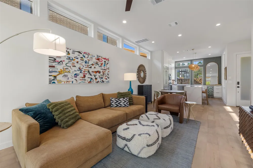 900 S 2nd Street #22 Austin, TX 78704