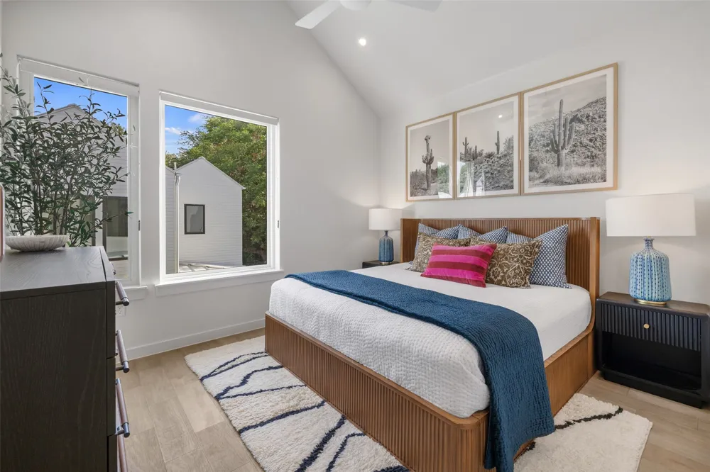 900 S 2nd Street #22 Austin, TX 78704