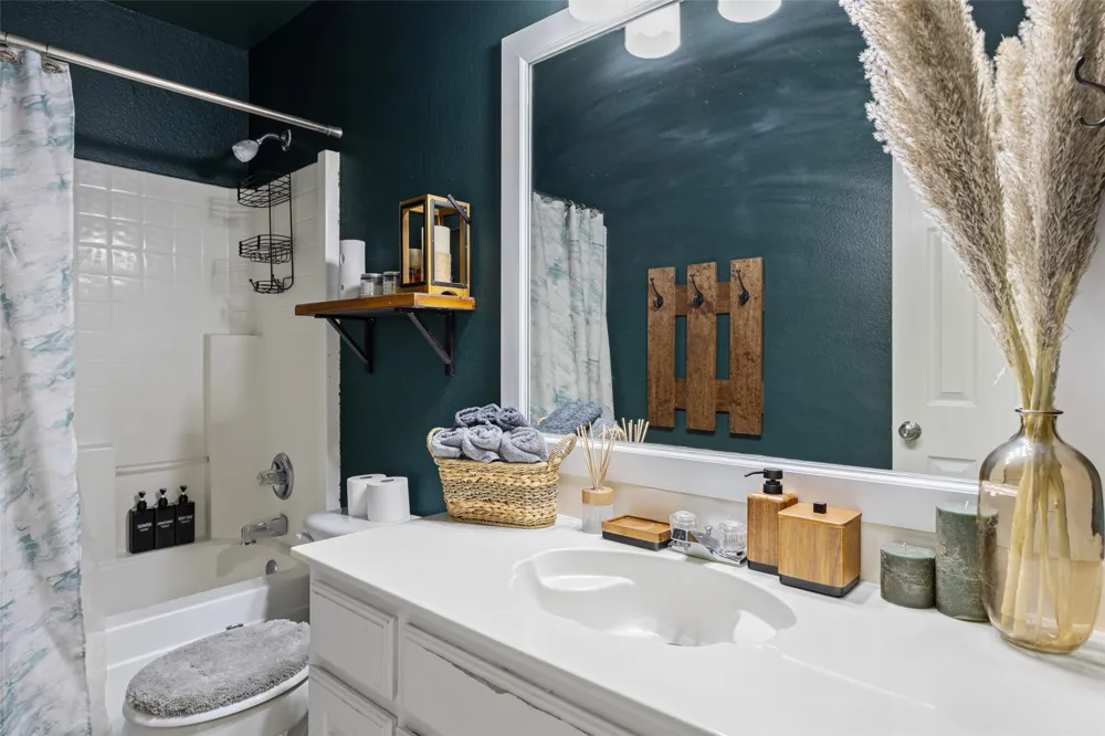 1112 Fawn Meadow Trail Kennedale, TX 76060