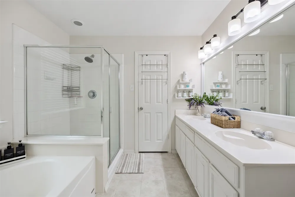 1112 Fawn Meadow Trail Kennedale, TX 76060