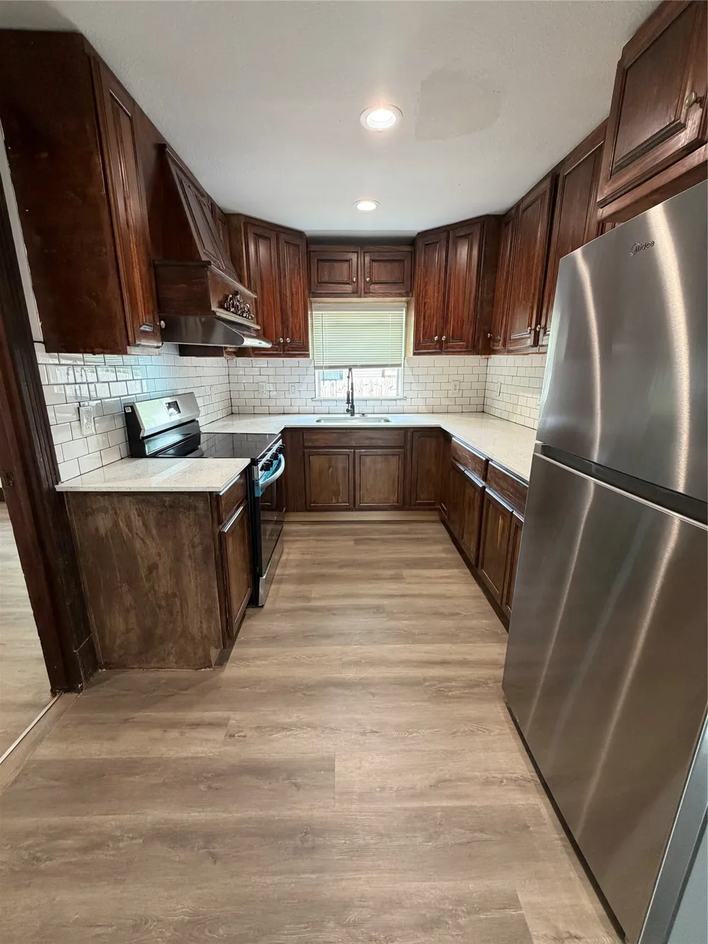 401 E Miller Road Garland, TX 75041