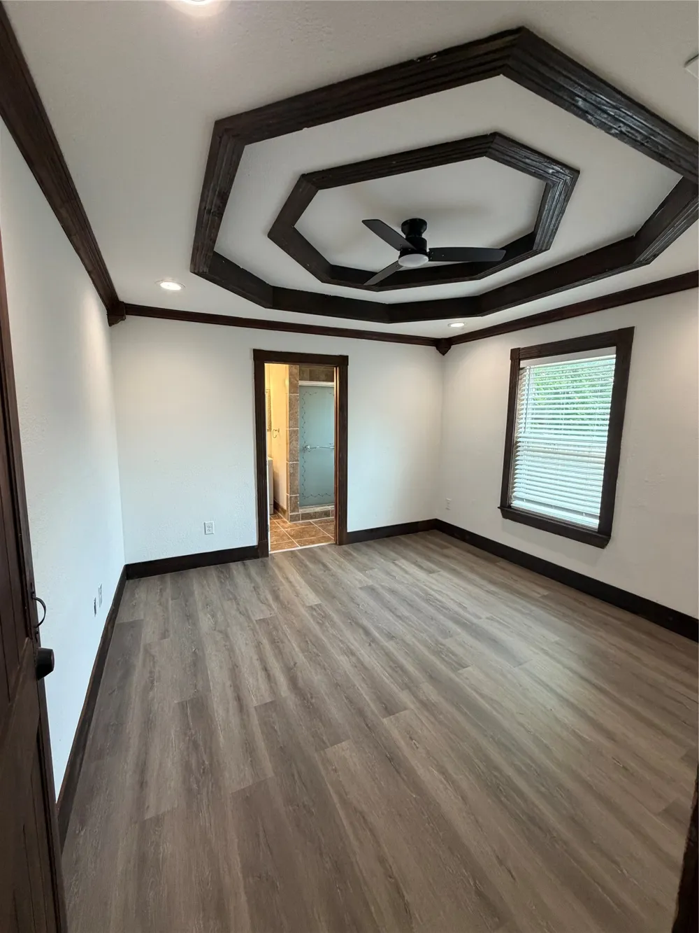 401 E Miller Road Garland, TX 75041