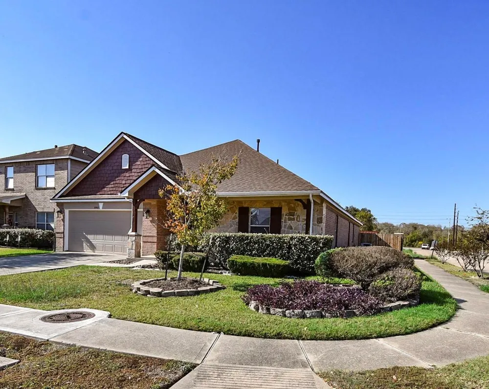 8502 Parapet Place Rosharon, TX 77583