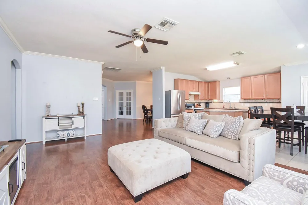 8502 Parapet Place Rosharon, TX 77583