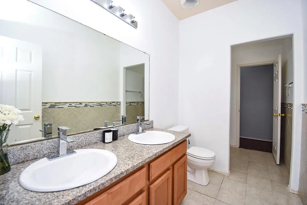 8502 Parapet Place Rosharon, TX 77583