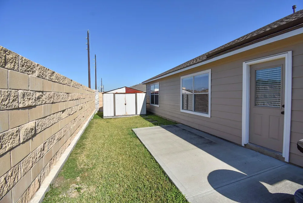8502 Parapet Place Rosharon, TX 77583