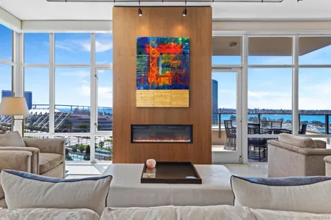 550 Front St #1101