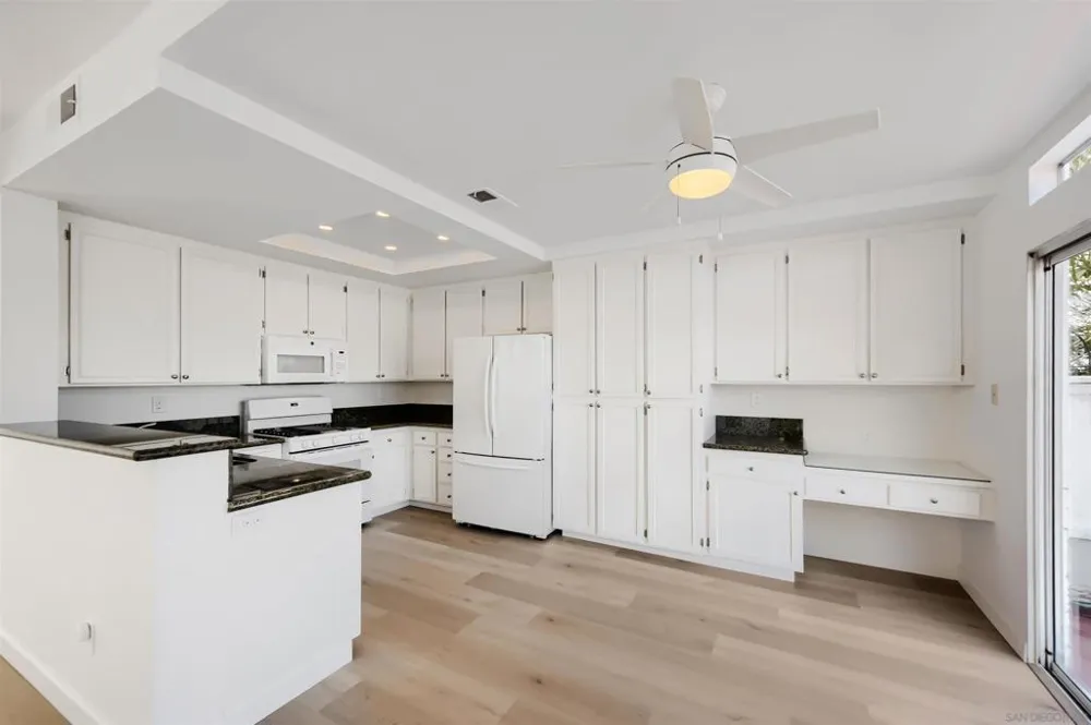 11060 Corte Playa Merida San Diego, CA 92124