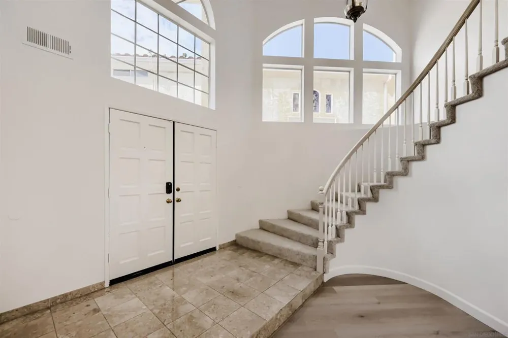 11060 Corte Playa Merida San Diego, CA 92124