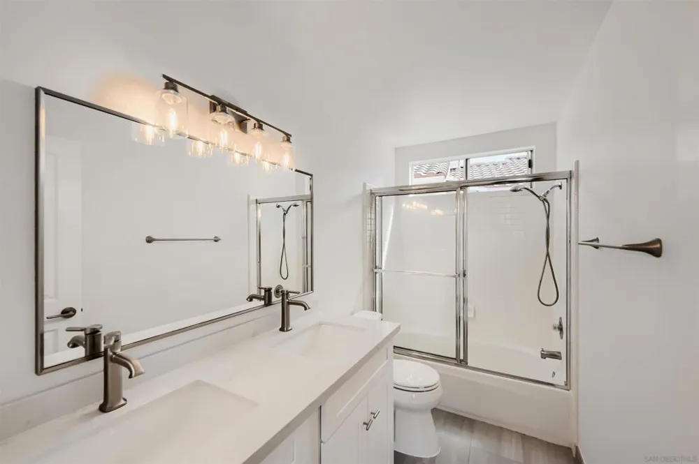 11060 Corte Playa Merida San Diego, CA 92124