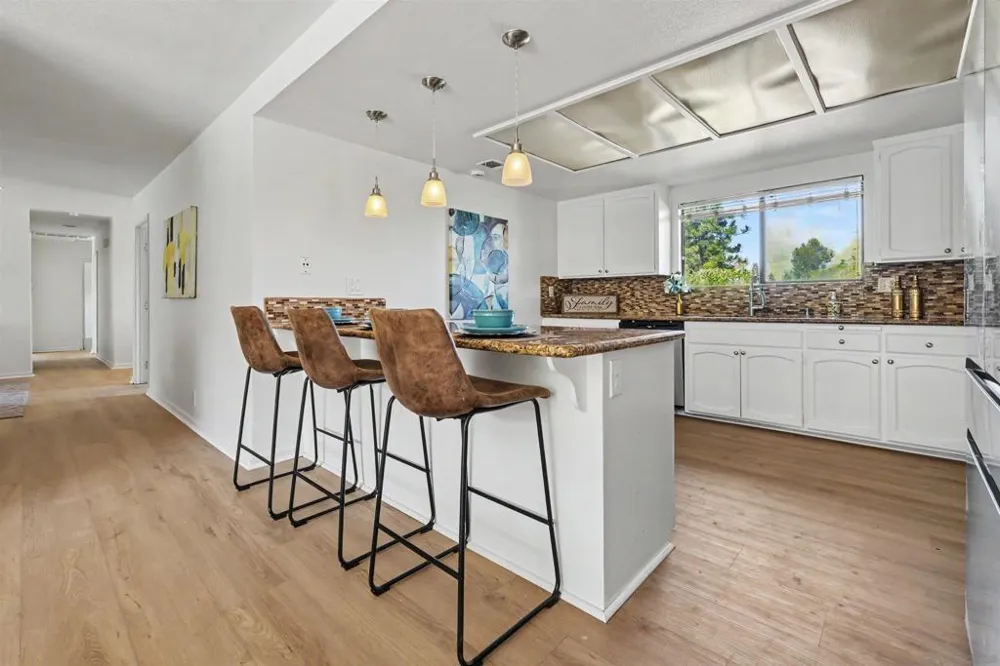 17675 Rancho De Carole Ramona, CA 92065