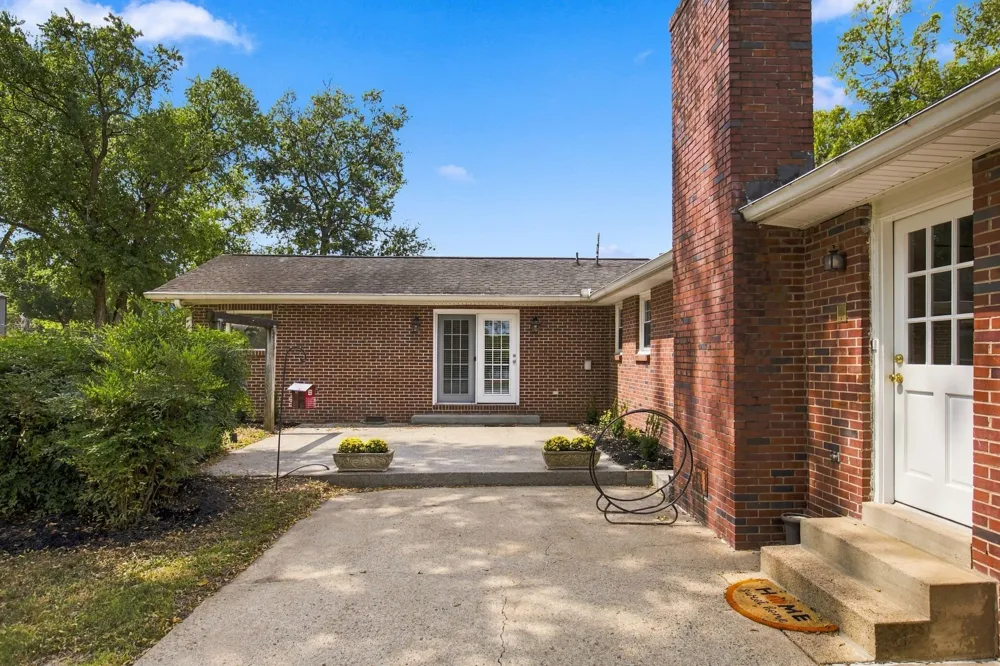 721 Lambert Dr Nashville, TN 37220