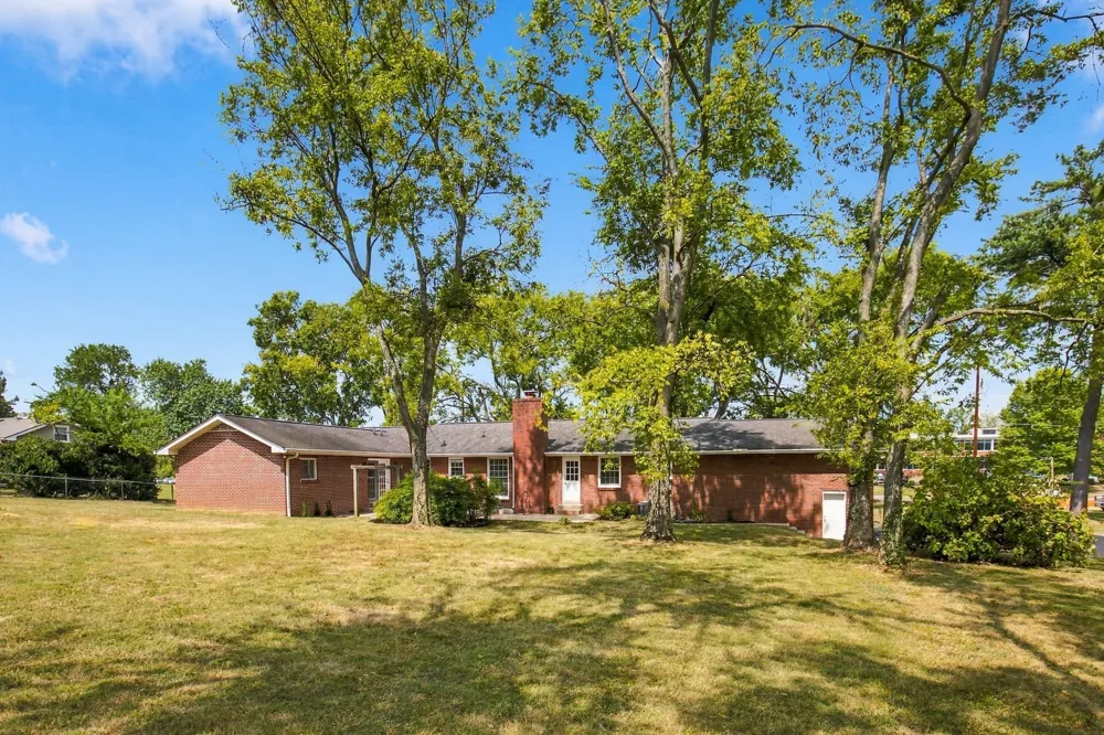 721 Lambert Dr Nashville, TN 37220