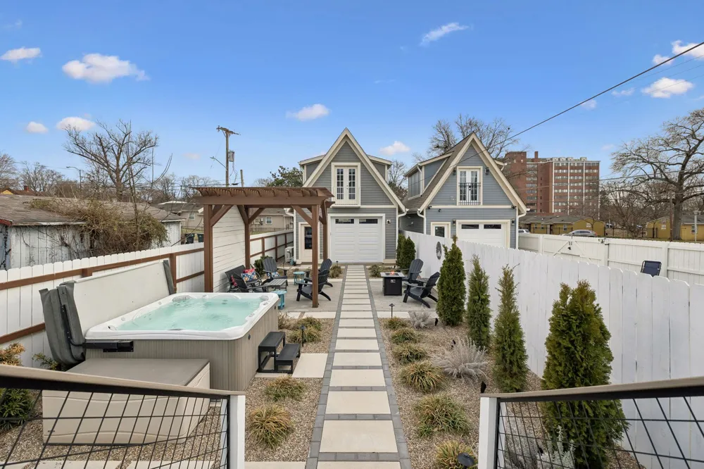 600B Fatherland St Nashville, TN 37206