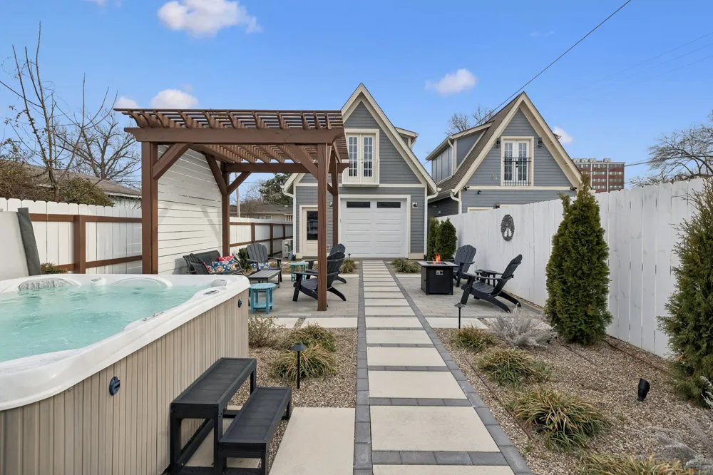 600B Fatherland St Nashville, TN 37206