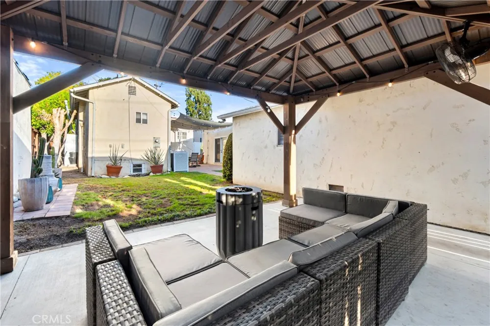 7741 Friends Avenue Whittier, CA 90602