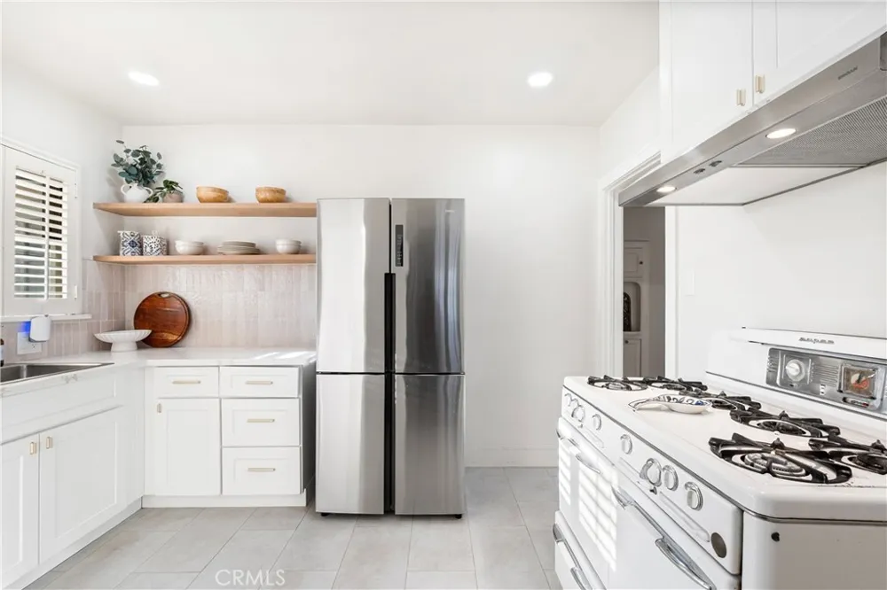 7741 Friends Avenue Whittier, CA 90602