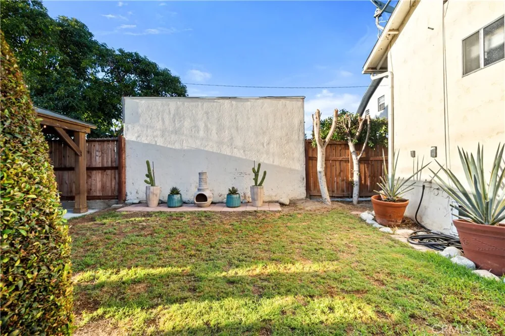 7741 Friends Avenue Whittier, CA 90602