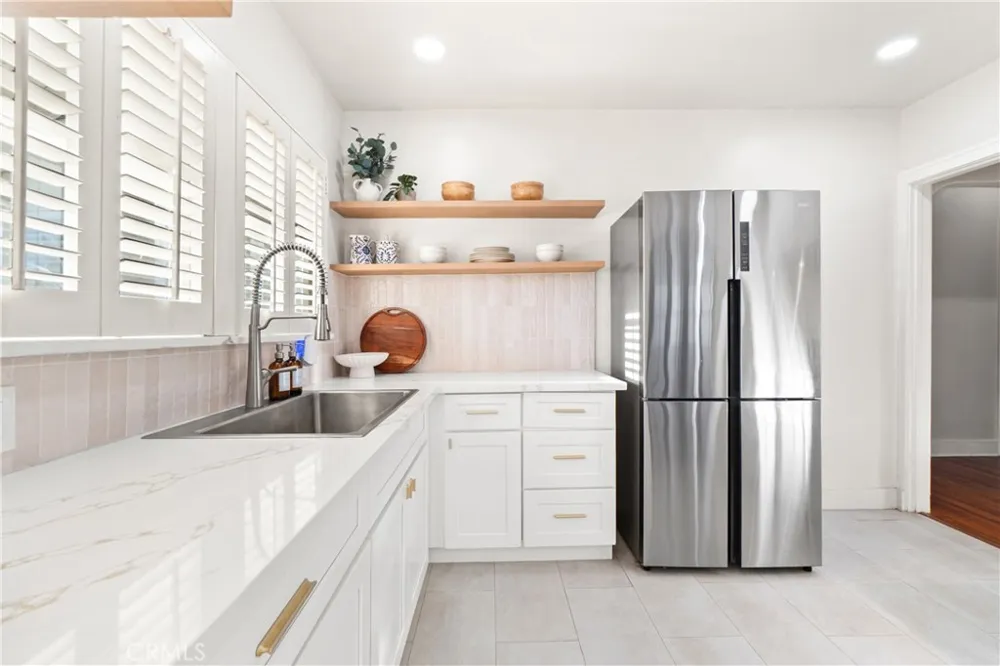 7741 Friends Avenue Whittier, CA 90602