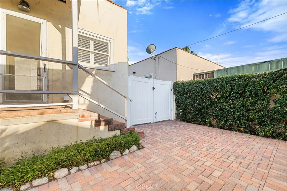 7741 Friends Avenue Whittier, CA 90602