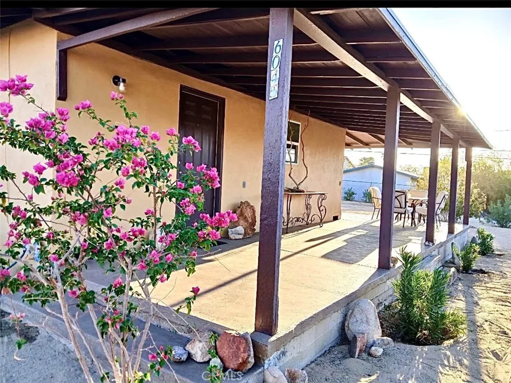 6045 Cahuilla 29 Palms, CA 92277
