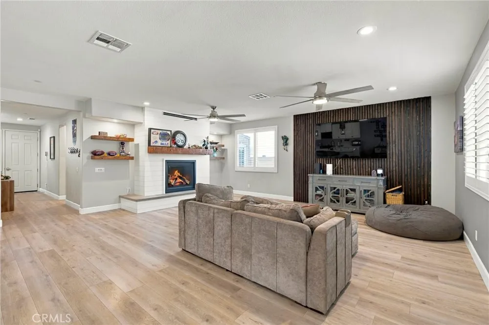 31194 Windstone Drive Winchester, CA 92596