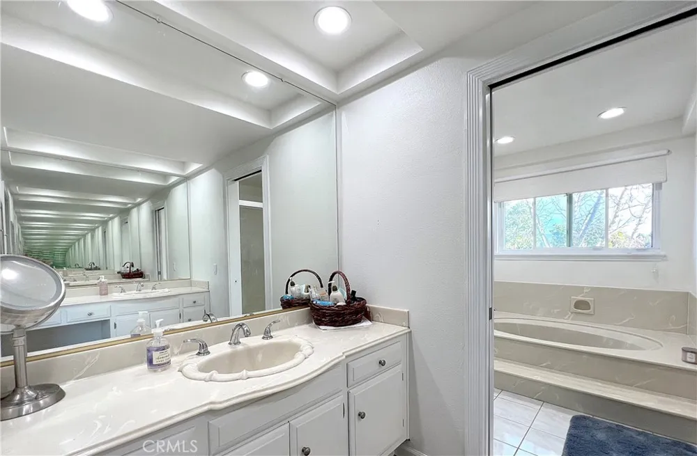 5285 Via Ester Yorba Linda, CA 92886