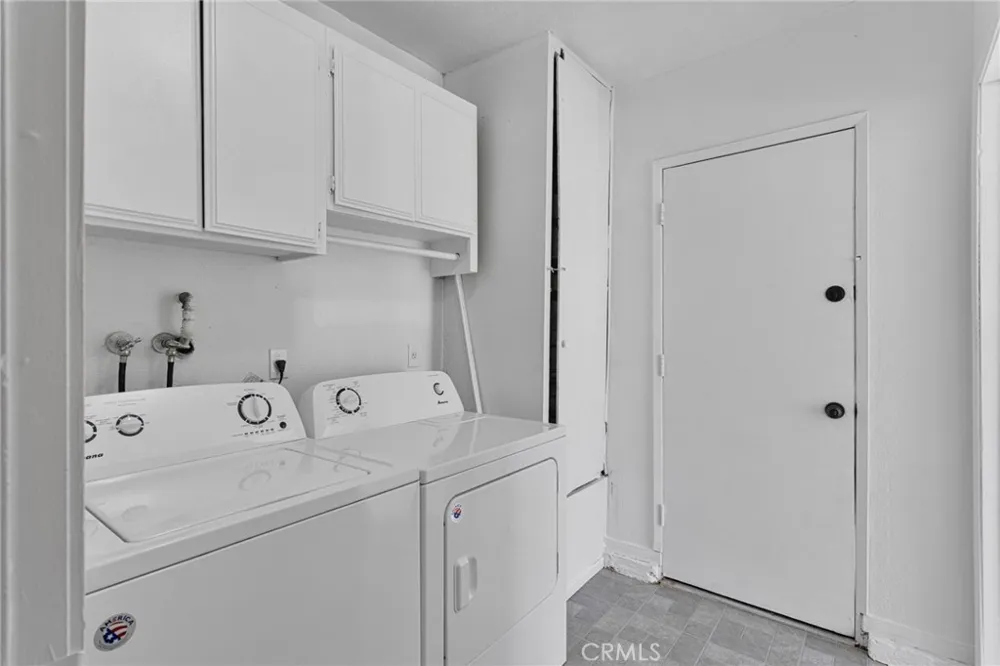 18190 Pitache Street Hesperia, CA 92345